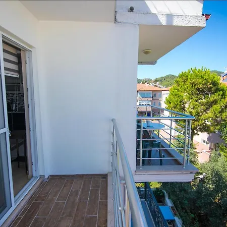 Antik Daily Weekly Appartement *
