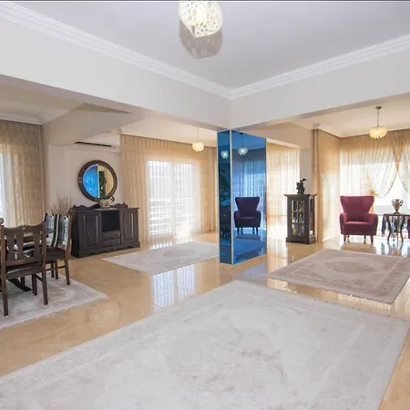 Appartement Antik Daily Weekly